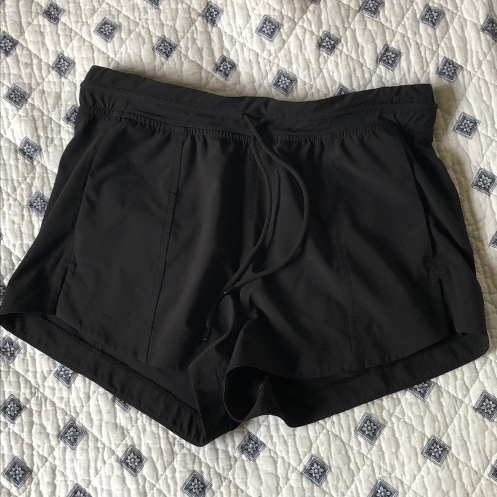 LuluLemon athletica shorts